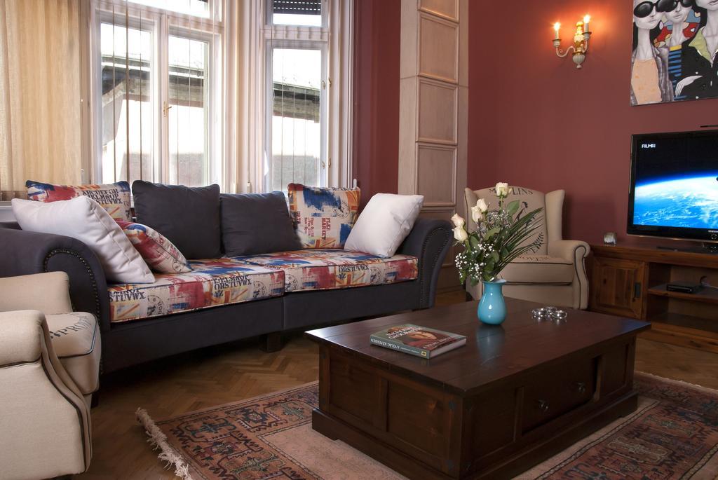 Palace Apartments Budapest Room photo